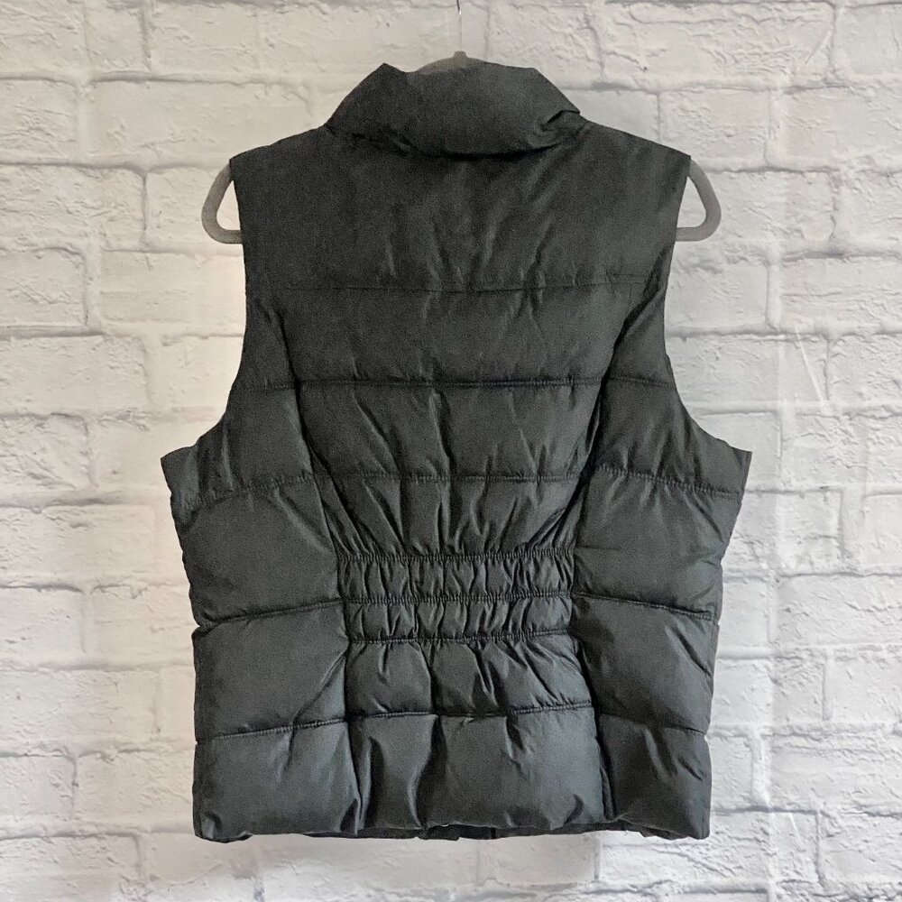 GAP QUILTED PUFFER VEST - Picture 2 of 8